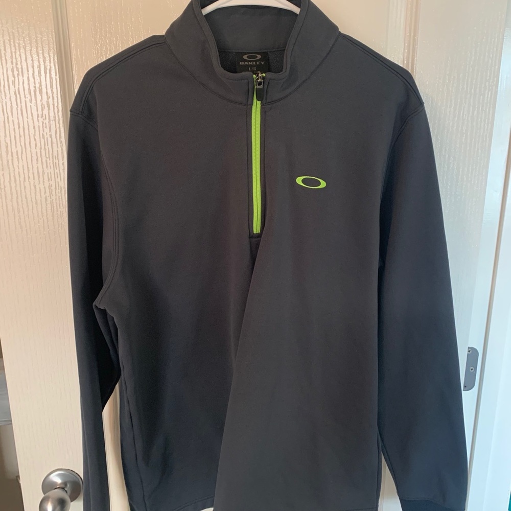 Three Oakley 3/4 Zip Pullover. - image 4